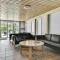 Four-Bedroom Holiday Home Humble With A Fireplace 01