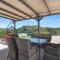 Villa VERONICA with CINEMA PROJECTOR by the HEATED POOL and JACUZZI - 希贝尼克