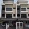 Modern 2-Storey Townhouse, Taman Orkid I Homebrickz - سيبانغ