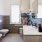 Gold Apartment