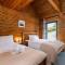 Heather Lodge with Sea and Mountain Views - 里南