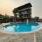 Hotel Riverside with Swimming pool - Sauraha