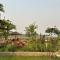 Hotel Riverside with Swimming pool - Sauraha