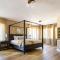 Fox Manor the Ultimate Fresno Getaway home