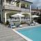 Villa Luka Apartment Gray mit Pool - Funtana