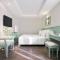 Silverland Sil Hotel