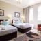 Albany Hotel