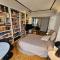 Exclusive top floor 2-bedroom flat - 米兰