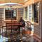 Zedek Suites