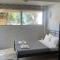 Cassiopeia 2-Beds Lower Apt on Beach with Pool - Chania stad