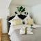 FILMAP-Apartments-Zentrale Lage-Boxspringbett-Beamer-Popcorn-gratis Parkplatz