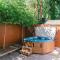Serene 2BR Retreat Great Views Private Hot Tub - 盖尔南维尔