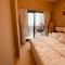 Luxury 1-Bedroom Oasis near Downtown Dubai