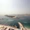 Incredible Sea view 2BHK - Private beach Access - Emaar Beachfront - Dubaj