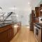 Noble Nest 5 Min to Downtown and U of A - فايتيفيل