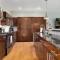 Noble Nest 5 Min to Downtown and U of A - فايتيفيل