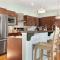 Noble Nest 5 Min to Downtown and U of A - فايتيفيل