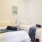 Coastal Salty Kiss Sleeps 4!