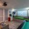 Private Resort Villa, Salt Pool, Cinema & Sea View