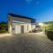 Private Resort Villa, Salt Pool, Cinema & Sea View