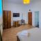 Neva Apartments & Rooms