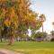 1 Block from Beach - Steps from Restaurants & Shops