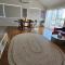 Westgate Three and one small room bedrooms house - 奥克兰
