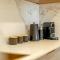Stylish Cairns Studio Apartment Esplanade/Hospital