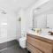 Centre of Newtown 1 BED APT