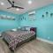 Cute and Cozy Studio Near Galleria Cute and Cozy Studio Near Galleria
