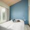 SeaStar 215 by Hiekka Booking
