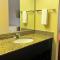 Super 8 by Wyndham Indianapolis/NE/Castleton Area