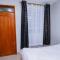 Urban Oasis Stylish 2BR EnSuite in Nairobi,TRM dr - Nairobi