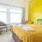 Torland Seafront Hotel - all rooms en-suite, free parking, wifi - Пейнтон