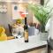 Casa de Dinca, 2 bedroom, big balcony, free parking zone Casa de Dinca, 2 bedroom, big balcony, free parking zone