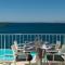 Zlatni Zalaz,Apartments,Supetarska Draga