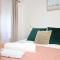 Little Gem in the Mumbles! Fishermans Cottage with Log Burner, Dog friendly and Welcome Breakfast Hamper! - The Mumbles