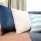 Little Gem in the Mumbles! Fishermans Cottage with Log Burner, Dog friendly and Welcome Breakfast Hamper! - The Mumbles