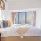 Sophisticated 2BR Apartment in Cayan Tower, Dubai Marina by Deluxe Holiday Homes