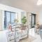 Sophisticated 2BR Apartment in Cayan Tower, Dubai Marina by Deluxe Holiday Homes