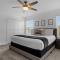 Spacious 4BR Home - Near Disney- with Private Pool - 基西米