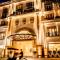 Apricot Hotel