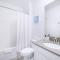 Bright & Airy 5BR Resort Home with Pool - 基西米