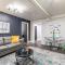Modern Apartment in a Trendy Neighbourhood