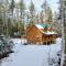 Brand New Log Home Well appointed great location with AC wifi cable fireplace firepit - بيثليهيم