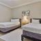 4804 Cayview Ave #105