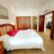 CASA FARO Spacious, Ground Floor Property on the Pine Walk, Covered terrace with Sea Views. Wifi/Air Con - Pollença
