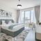 Vogue Al Wasl 1 Residence West 13th Floor with Large Balcony for view of Sheikh Zaid Road and One Za'abeel Tower and Burj Khalifa, Walkable to Metro with Easy Access to Sheikh Zayed Road & Dubai World Trade Centre - Dubaj
