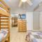Beach House Condominiums C302 - Beachfront with Pool, WiFi, & Beach Service - ديستين