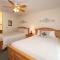 Oak Tree Lodge #3 by Eden Crest Vacation Rentals